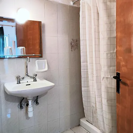 Hotel apartamentowy Eleni Sant George