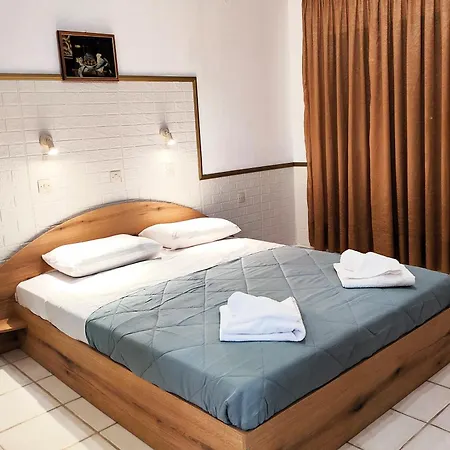Apartmanhotel Eleni Sant George