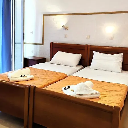 Aparthotel Eleni Sant George