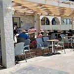 Aparthotel Eleni Sant George 3*