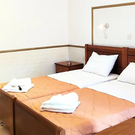 Aparthotel Eleni Sant George *