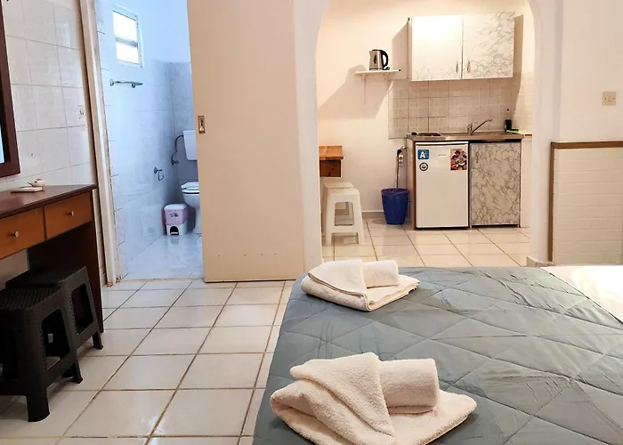 Aparthotel Eleni Sant George