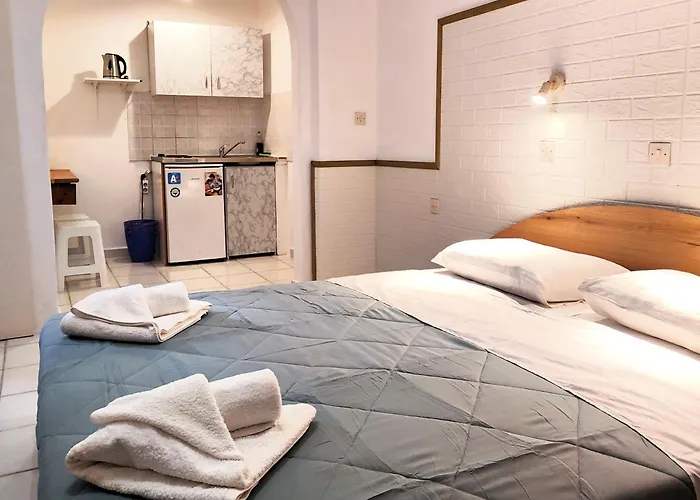 Aparthotel Eleni Sant George